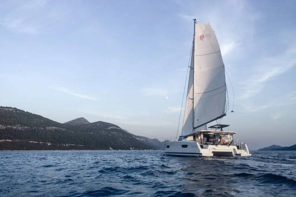 Astrea 42 - 5