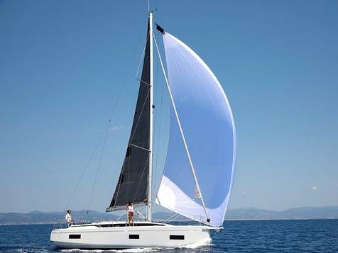 Bavaria C38 - 3