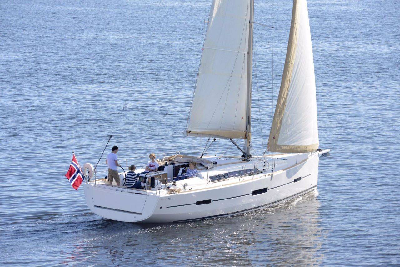 Dufour 412 Grand Large - 4