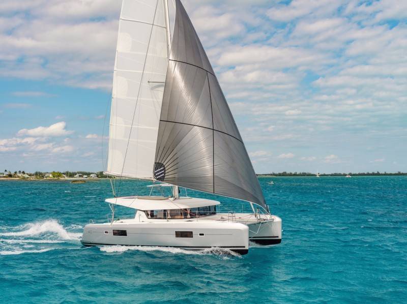 Lagoon 42 - 2