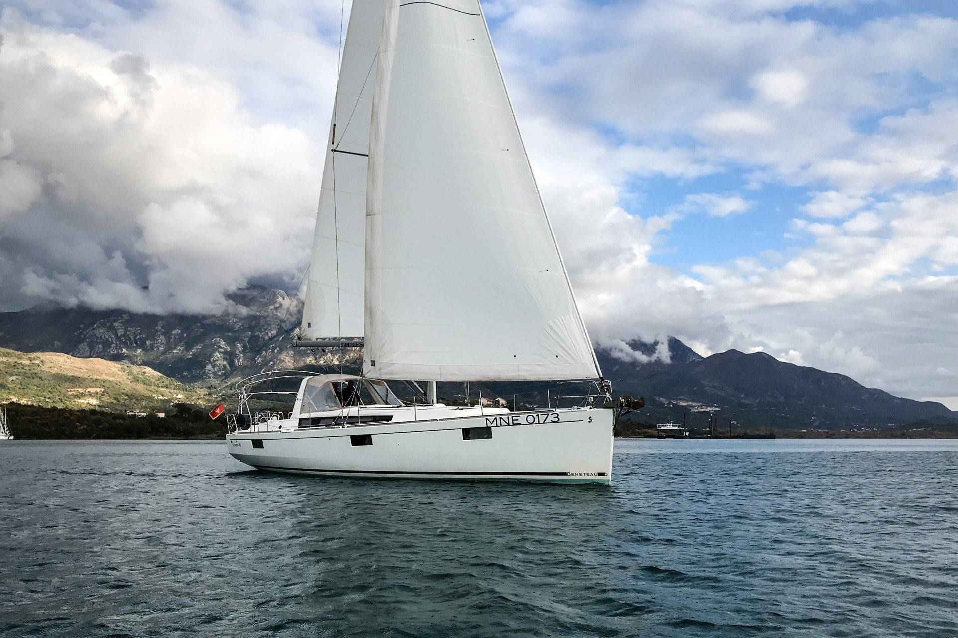 Oceanis 48