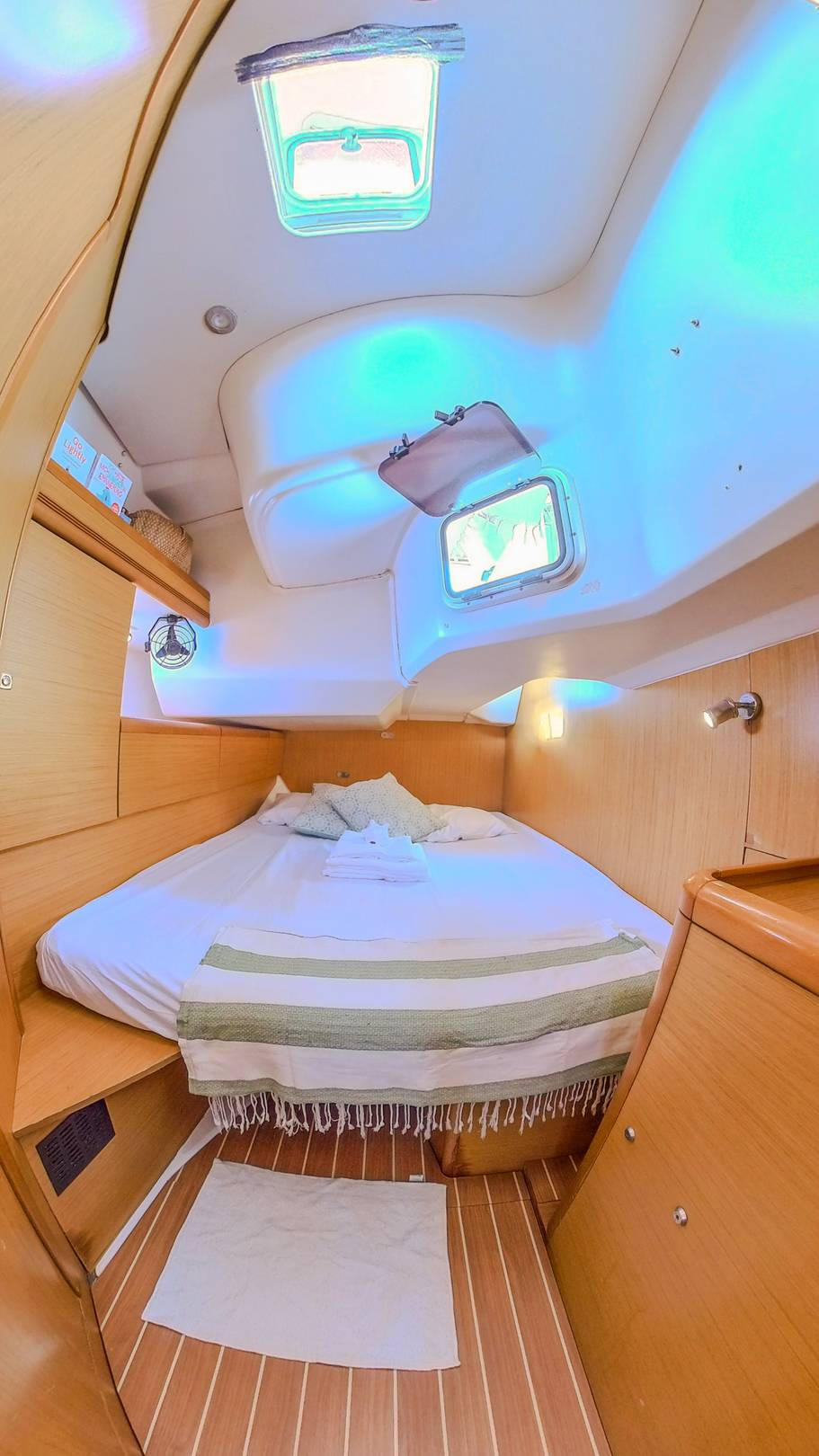 Sun Odyssey 44i - 3