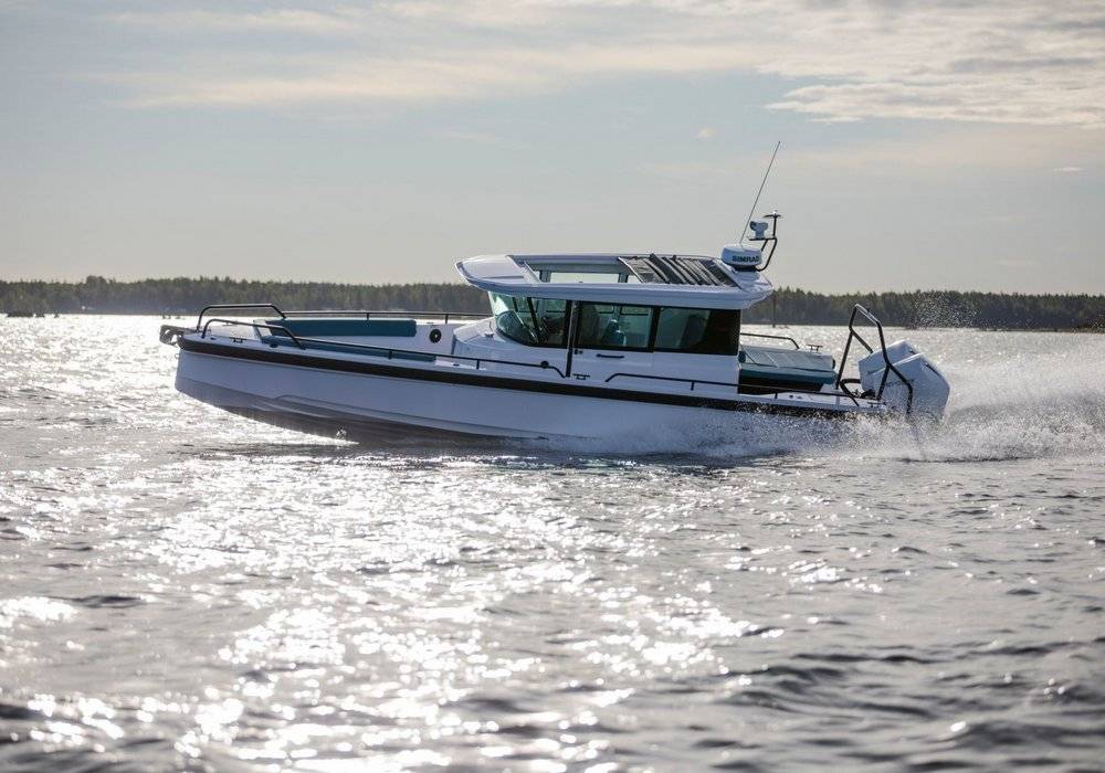 Axopar 28 Cabin - 3