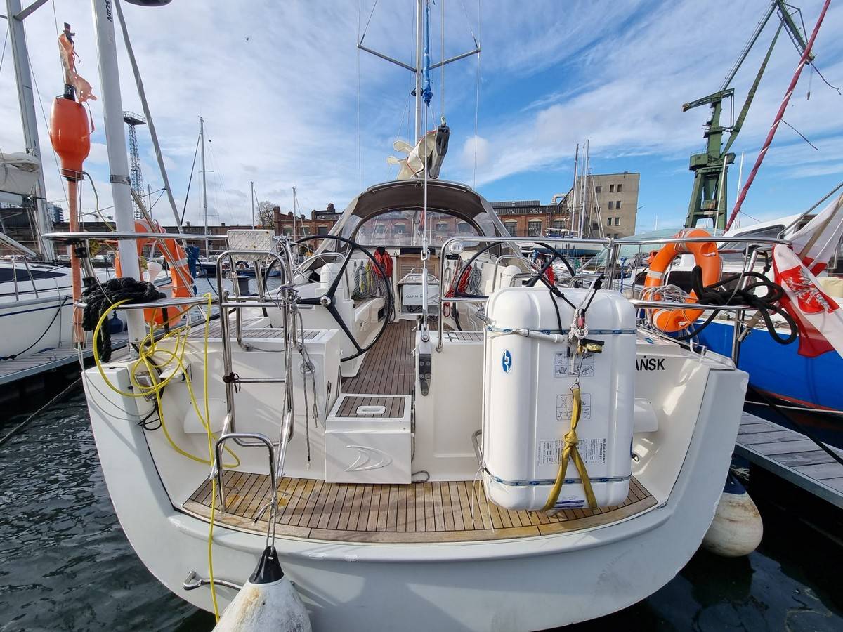 Delphia 47