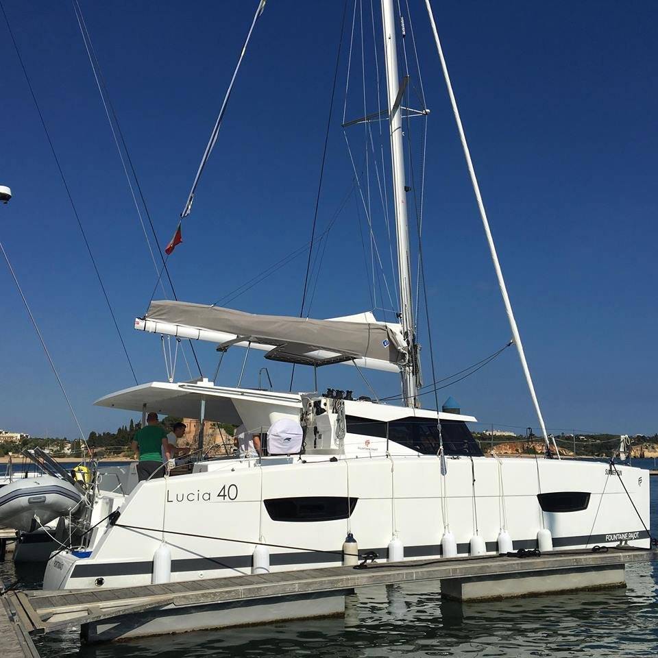 Lucia 40