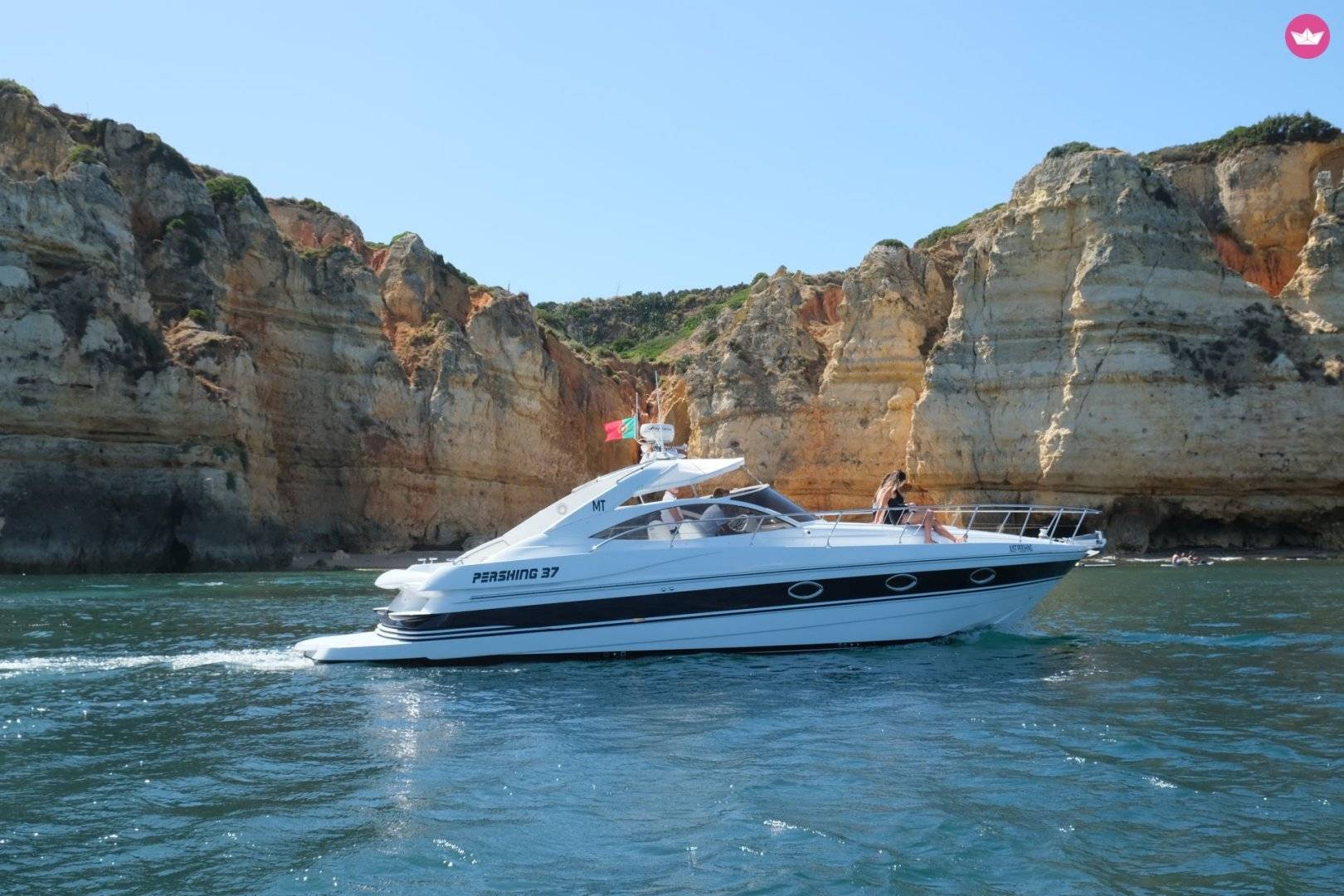 Pershing 37 - 5