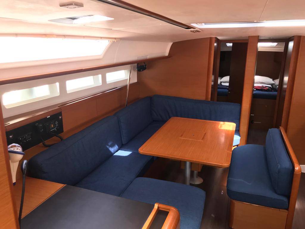 Sun Odyssey 519