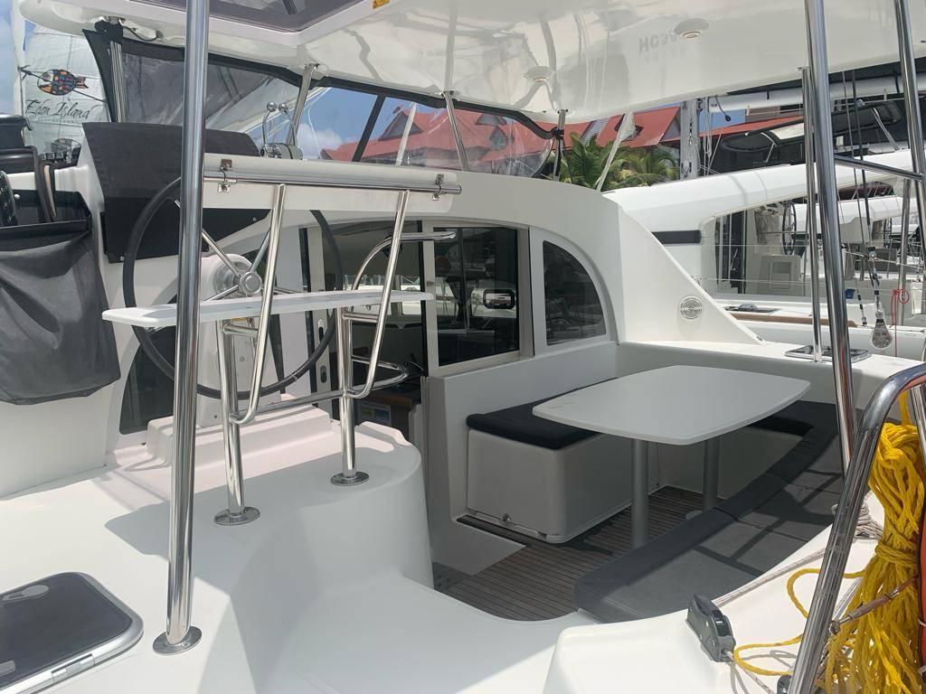 Lagoon 380 - 4