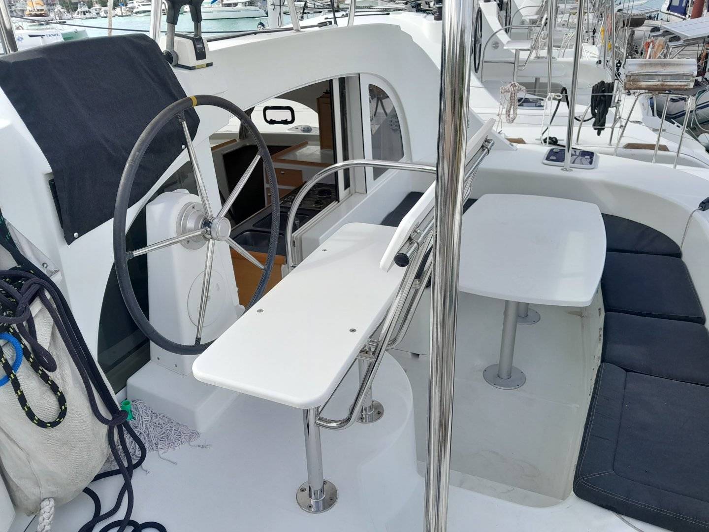 Lagoon 380 S2 - 4