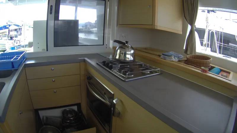 Lagoon 42 - 5