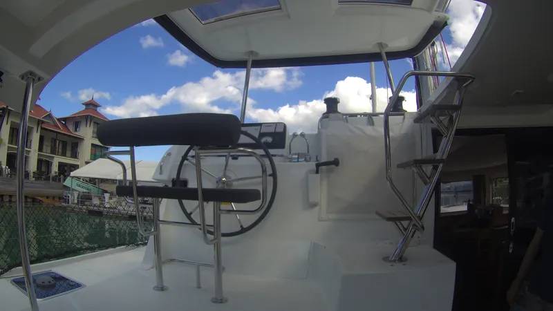 Lagoon 42 - 4