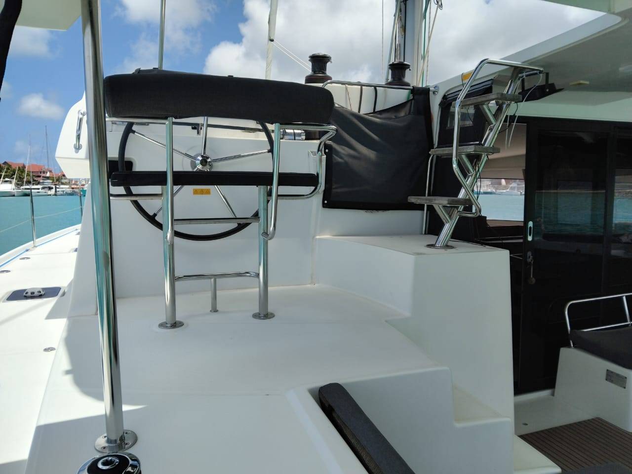Lagoon 42 - 3