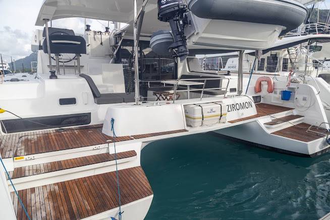 Lagoon 42 - 3