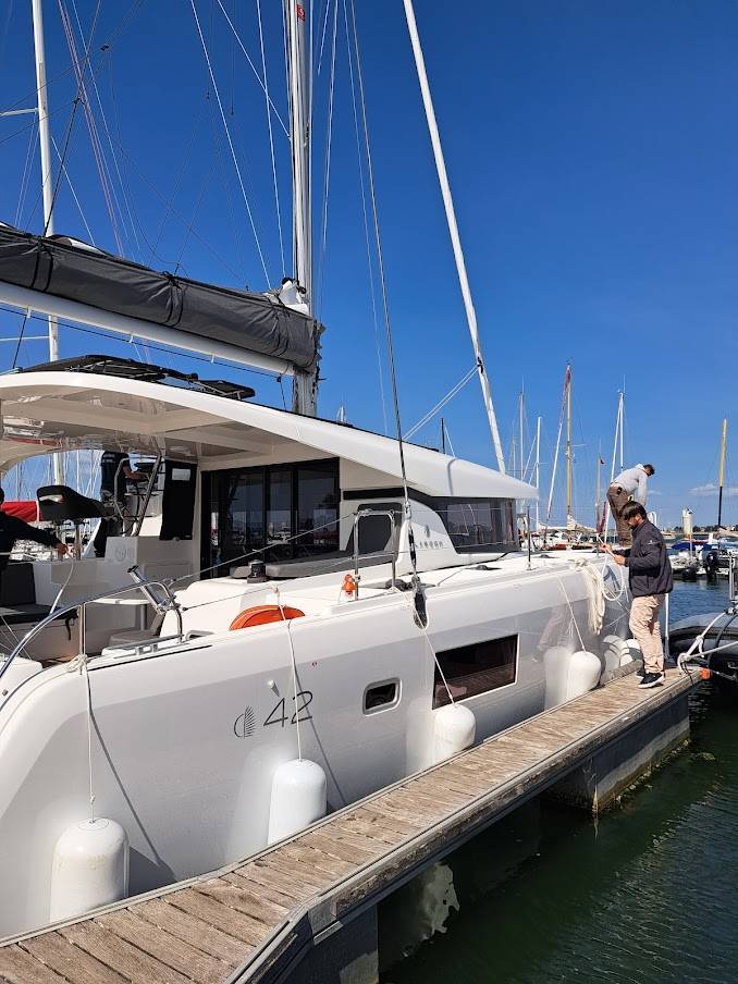 Lagoon 42 - 4
