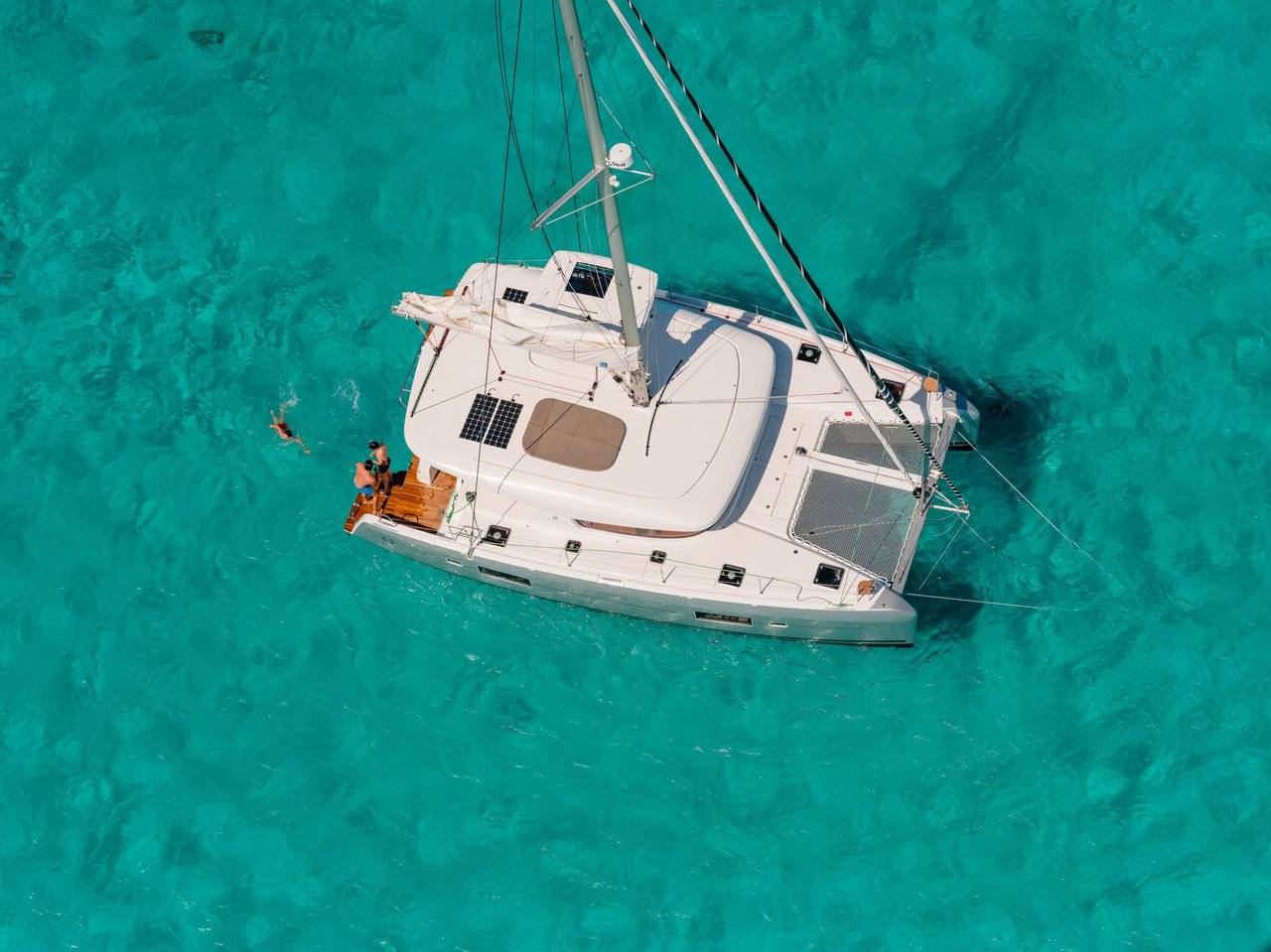 Lagoon 42 - 4