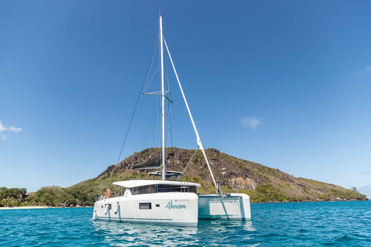 Lagoon 42 - 3