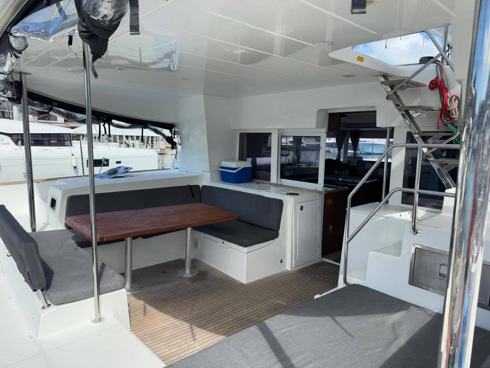 Lagoon 450 SporTop - 2