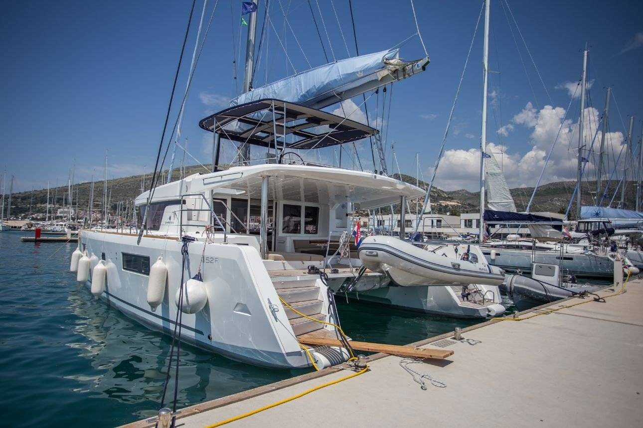 Lagoon 52 Fly - 2