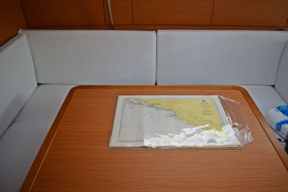 Sun Odyssey 419 - 3