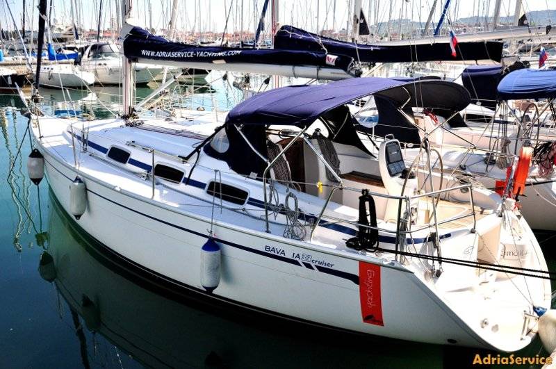 Bavaria 33 Cruiser - 3