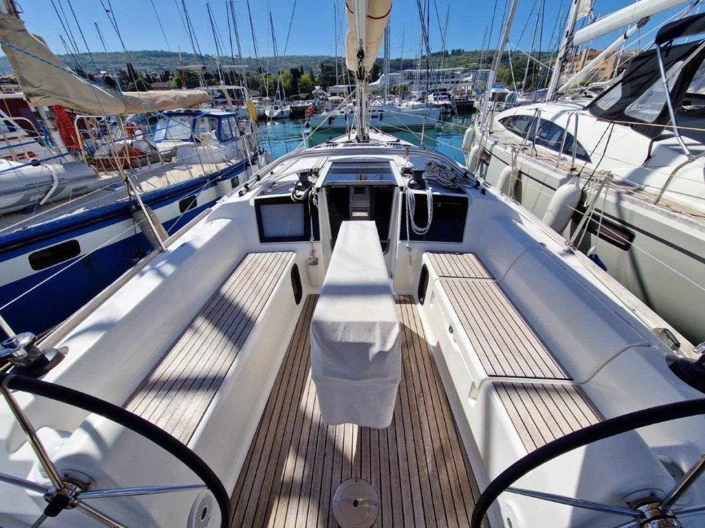 Dufour 350 Grand Large - 4