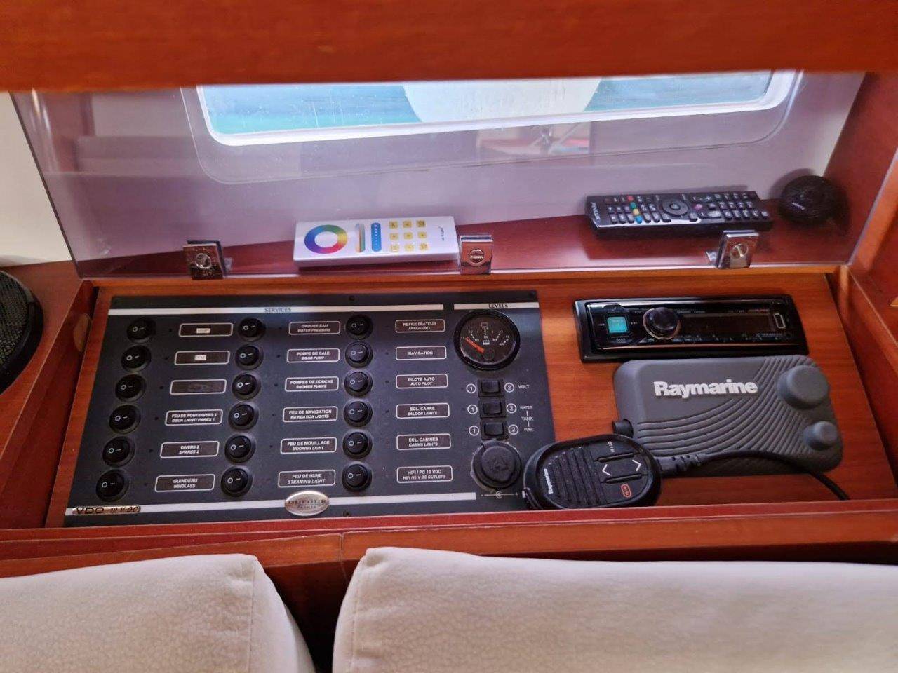 Dufour 350 Grand Large - 5