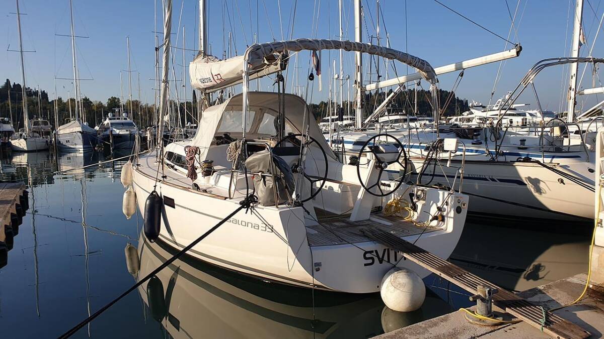 Salona 33