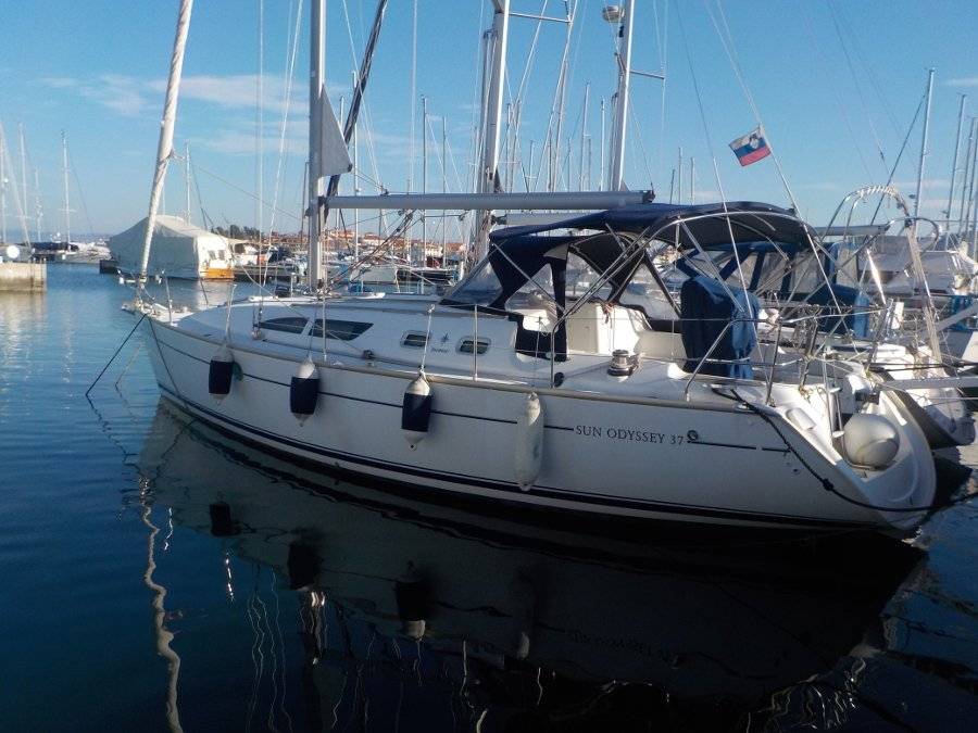 Sun Odyssey 37 - 3