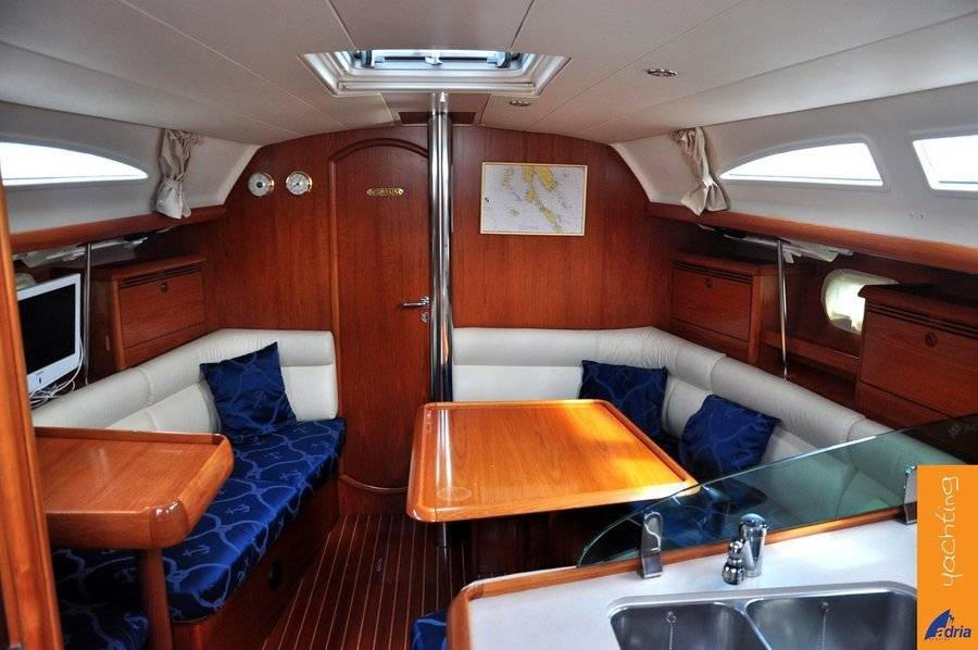 Sun Odyssey 37 - 5