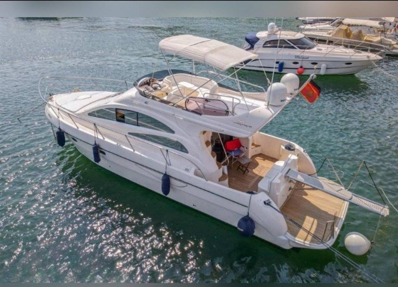 Azimut 42