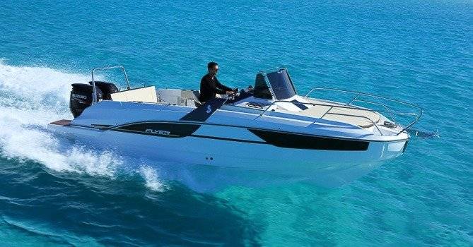 Flyer 7.7 Sundeck - 2