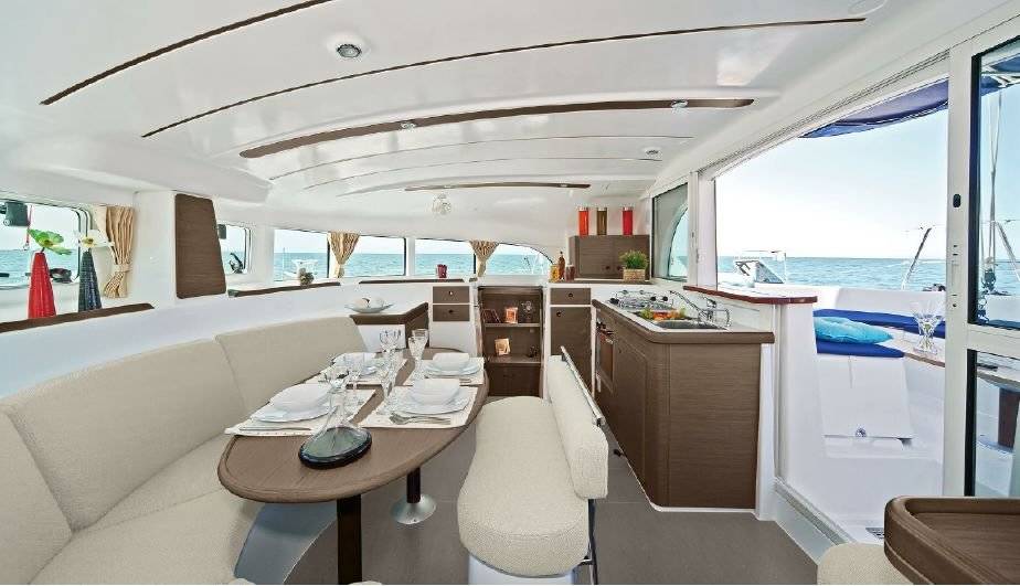 Lagoon 380 - 3