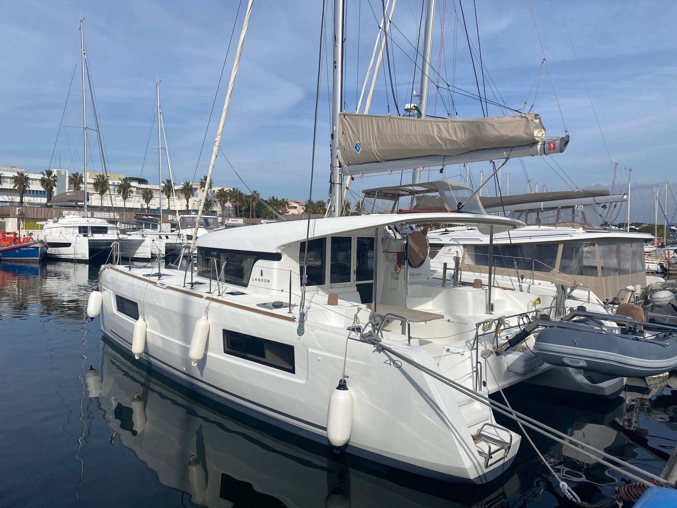 Lagoon 40