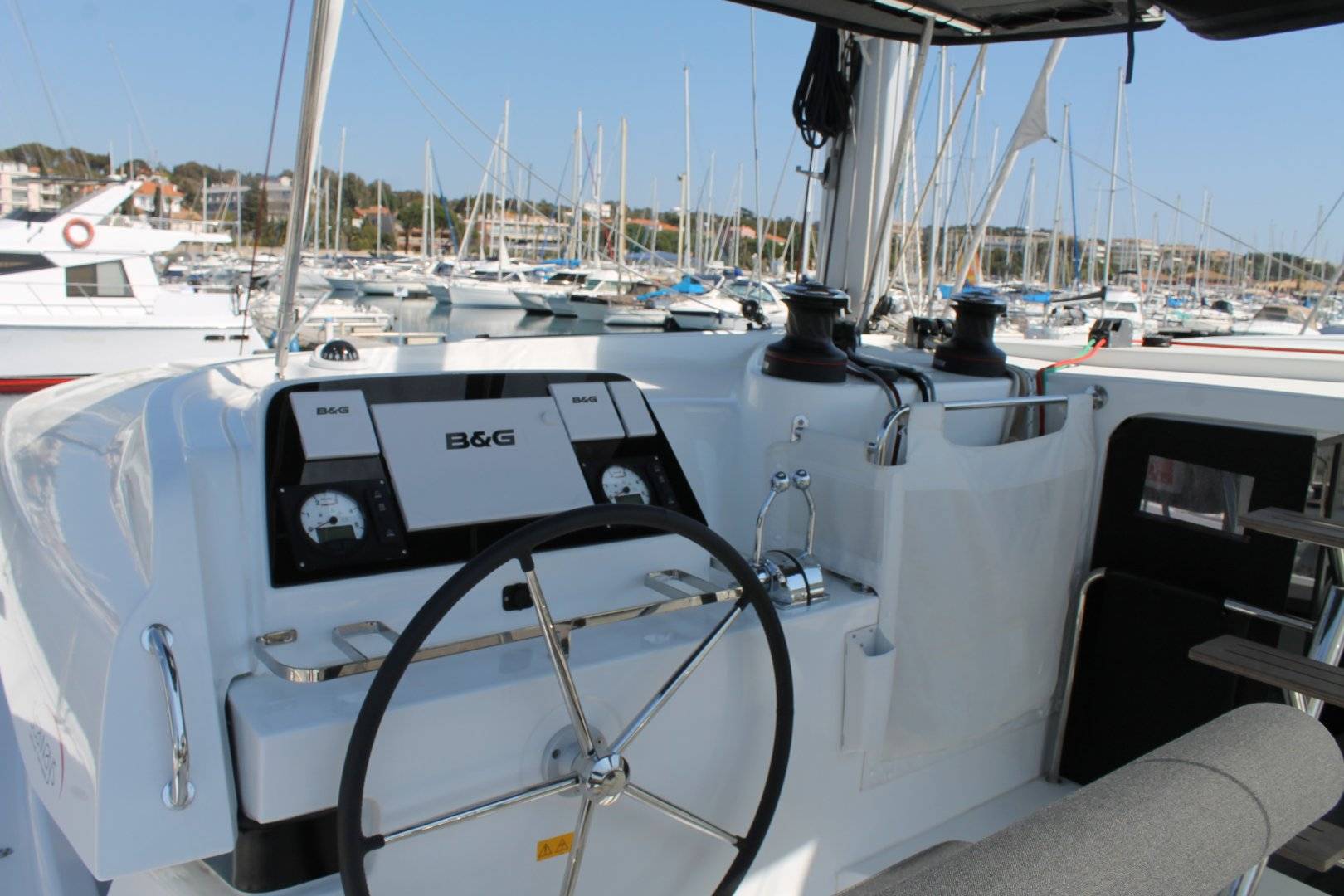 Lagoon 42