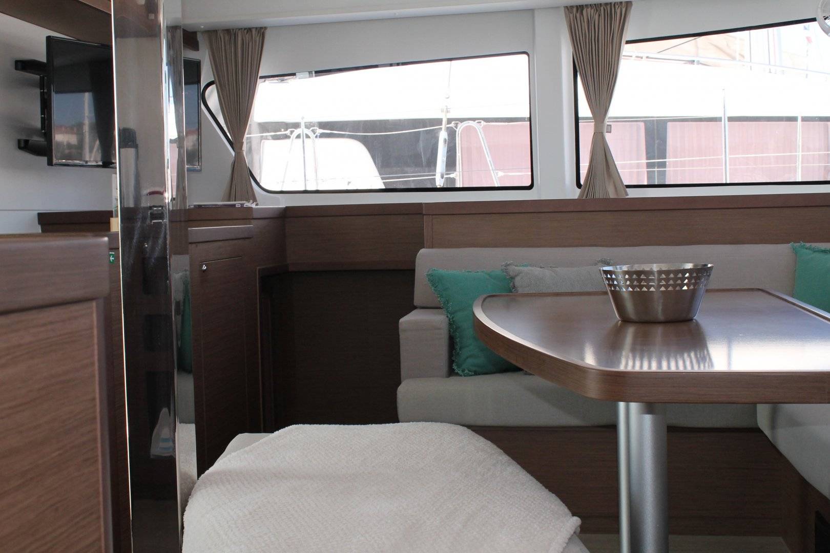 Lagoon 42 - 5