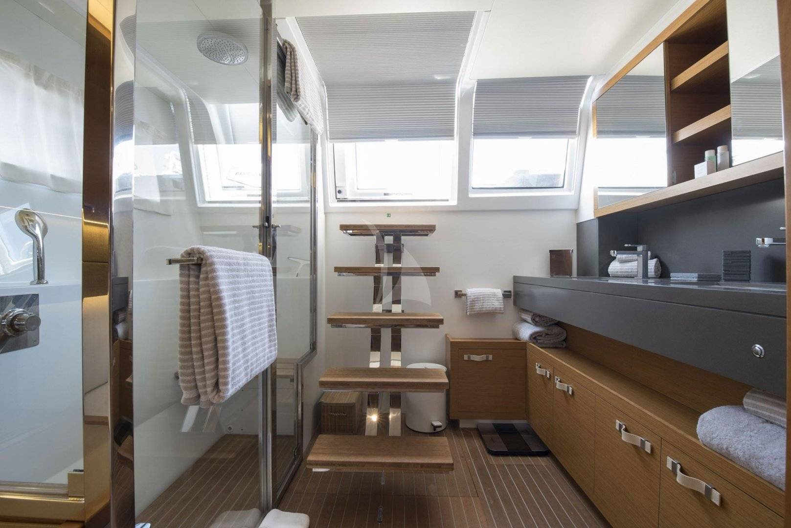 Lagoon 630 MY - 2