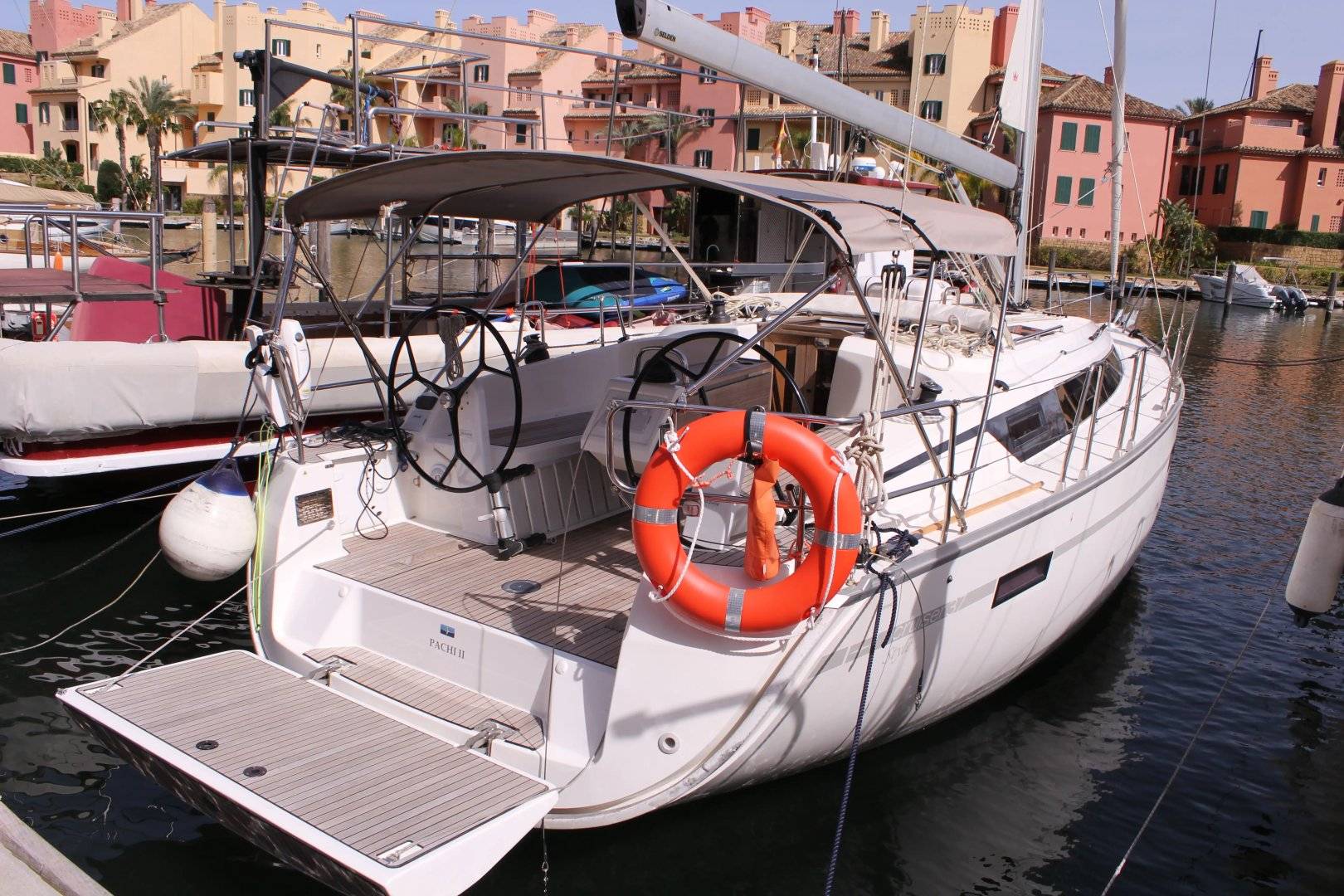 Bavaria 37 Cruiser - 2