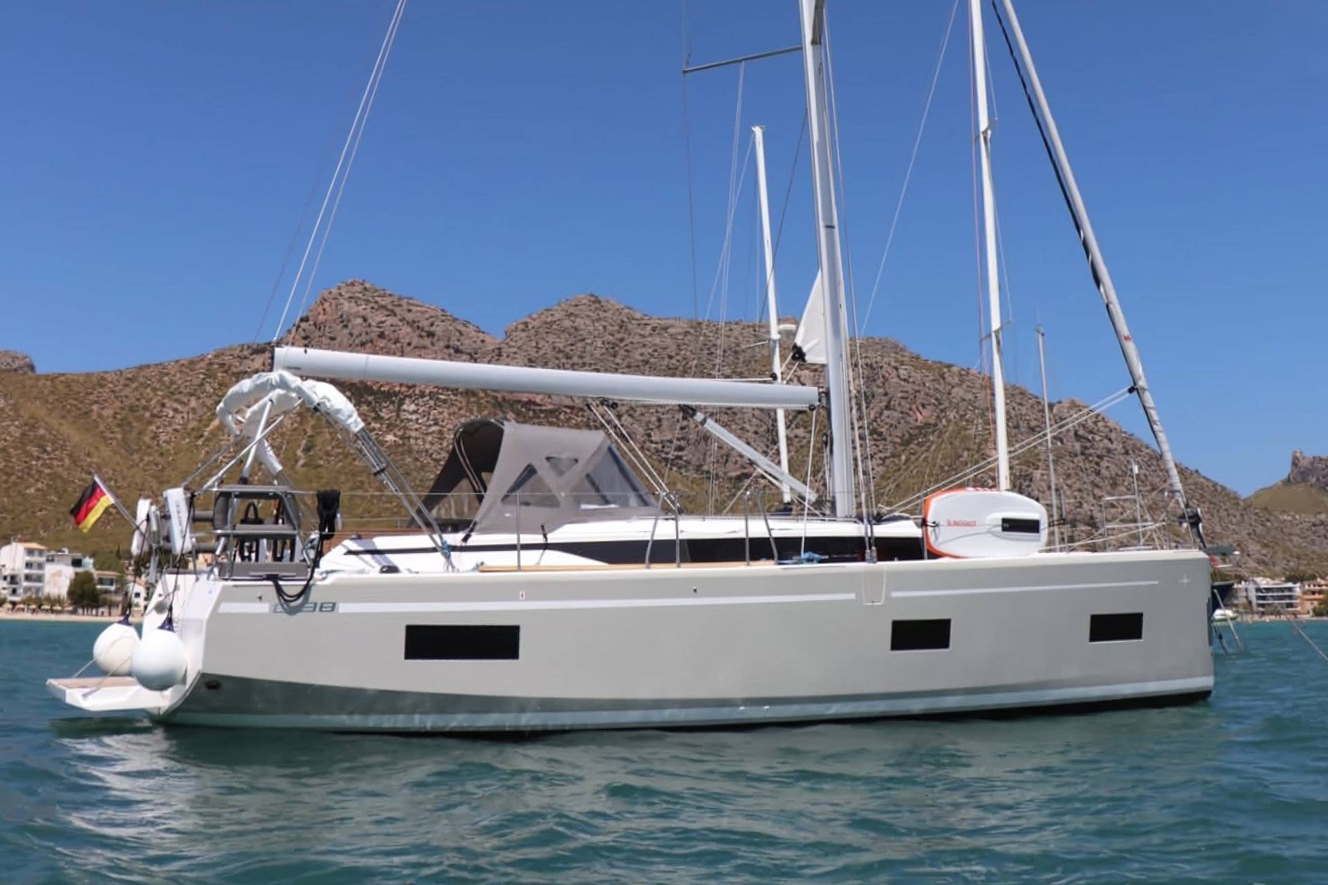 Bavaria C38