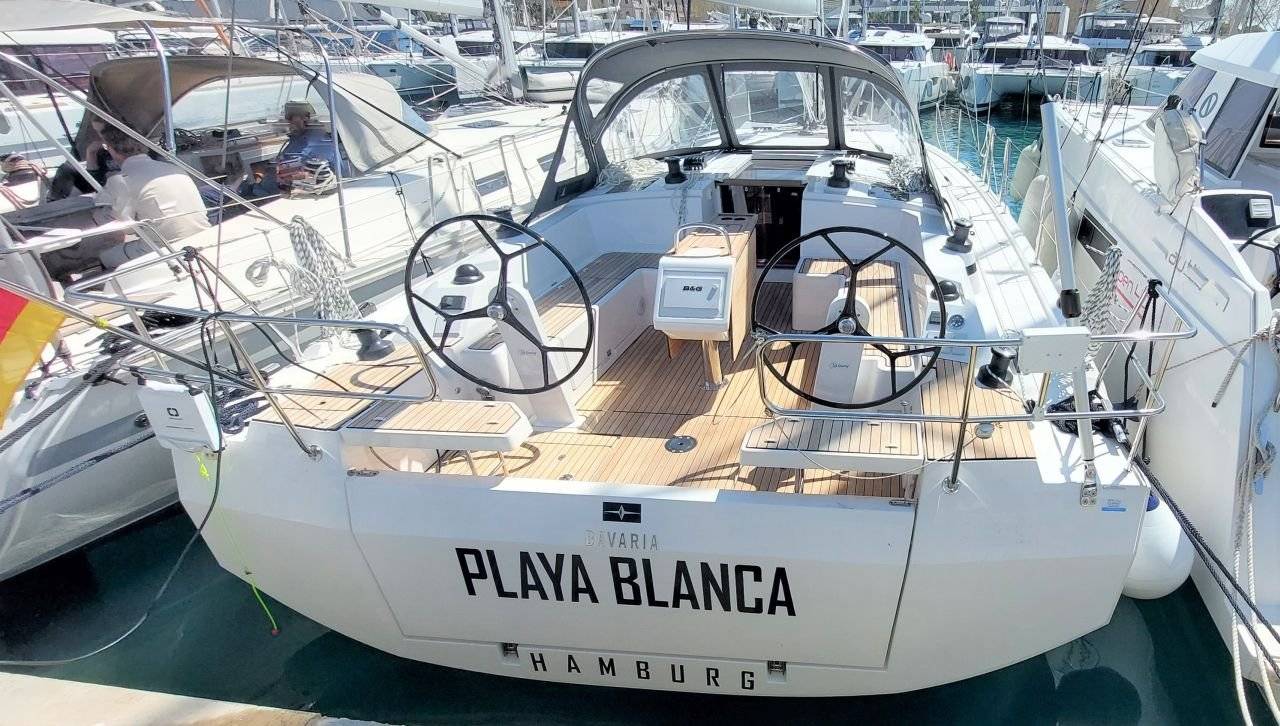 Bavaria C42
