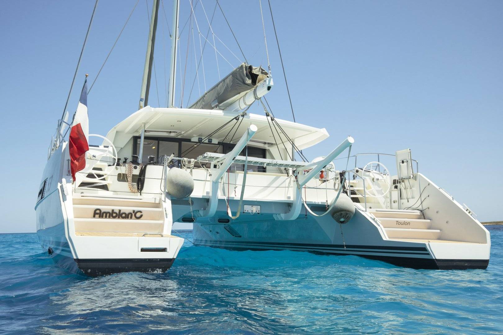 Catana 53