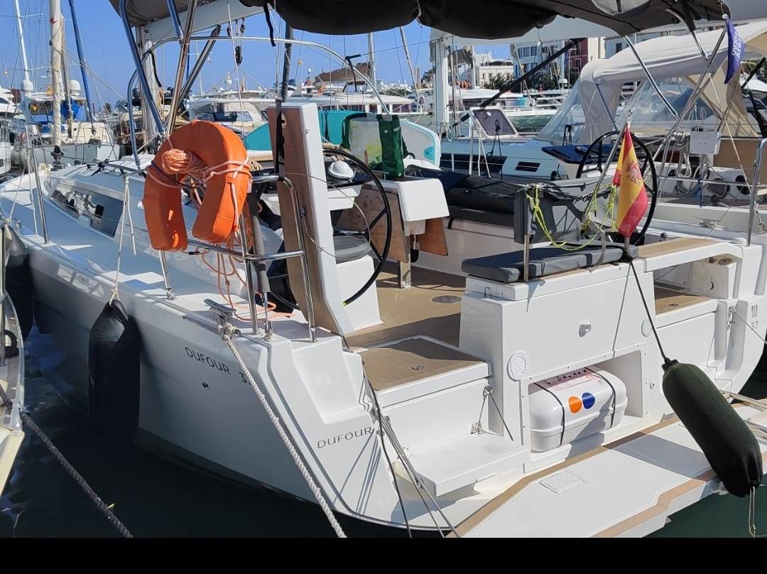 Dufour 37 - 2