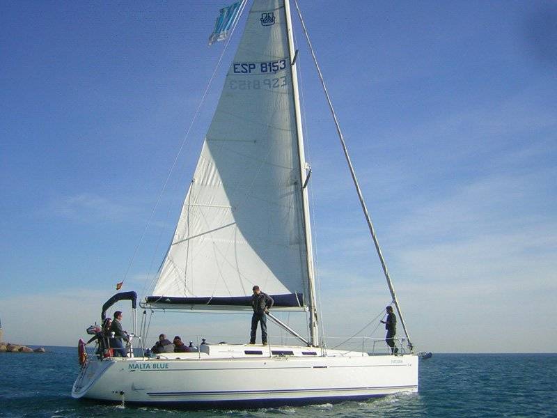 Dufour 40
