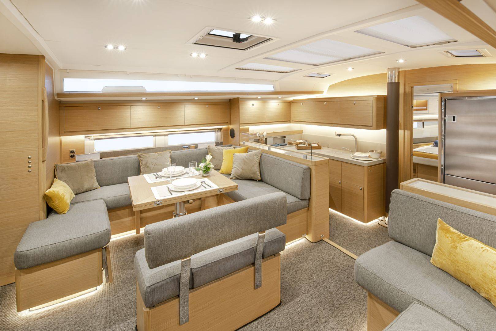Dufour 530 Smart Electric - 4