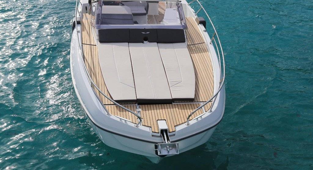 Flyer 8.8 Sundeck - 3