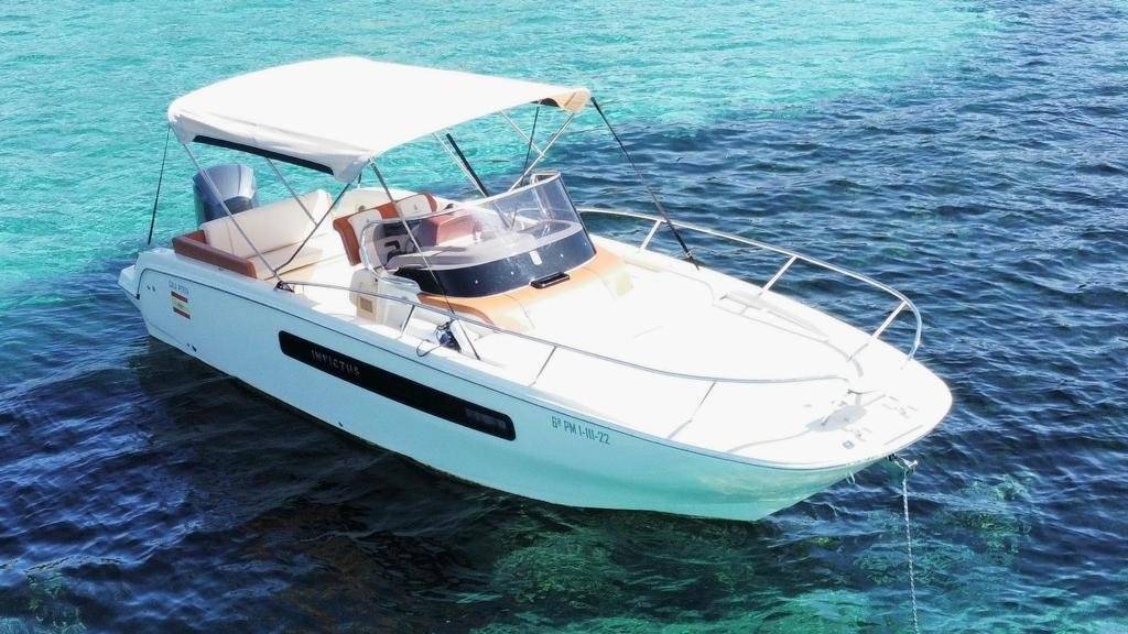 Invictus 270FX