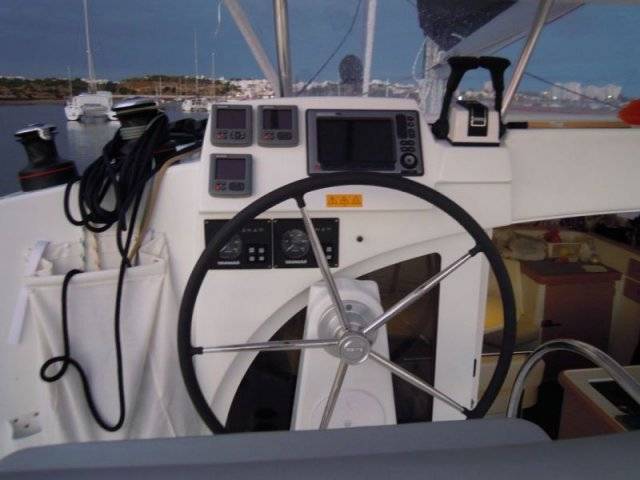 Lagoon 380 - 3