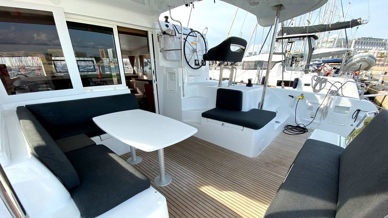 Lagoon 40 - 3