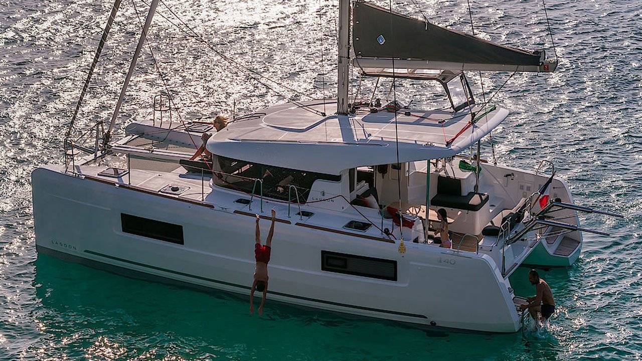 Lagoon 40