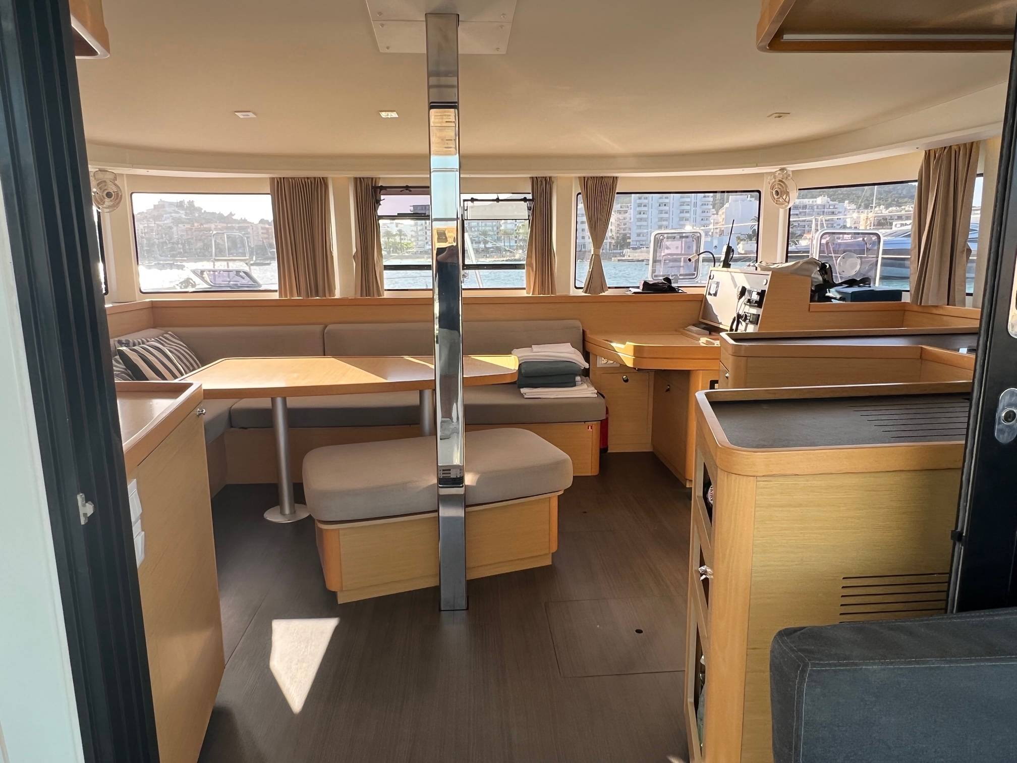 Lagoon 42 - 5