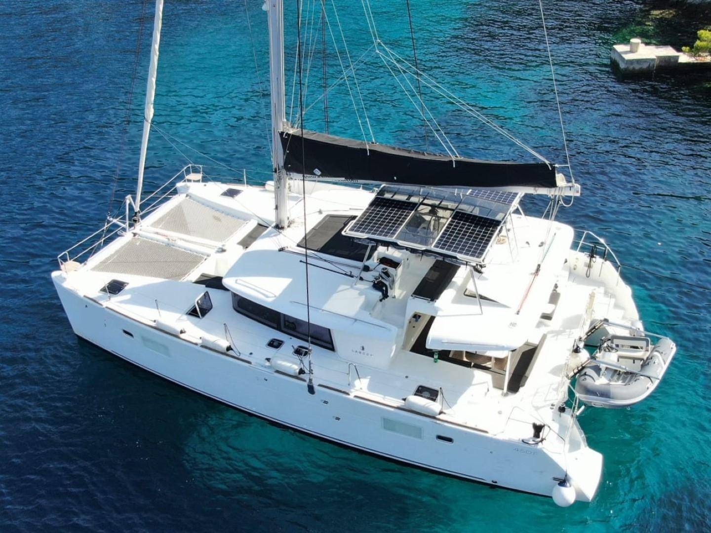 Lagoon 450 F